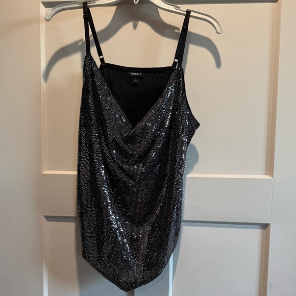 torrid Tops - EUC Torrid Shimmering Black Sequin Cowl Camisole
